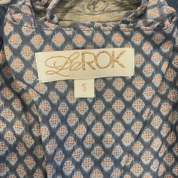 Navy and White Geometric Print Silk Ruffle Dress - Small by LaRok - Picture 4 of 7